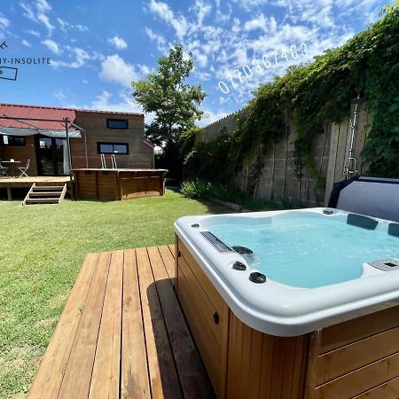 Myinsolite - Tiny-House, Jacuzzi, Brasero, Piscine 에그모르트 외부 사진
