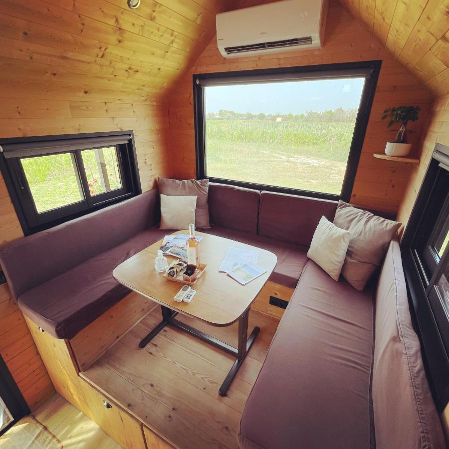 Myinsolite - Tiny-House, Jacuzzi, Brasero, Piscine 에그모르트 외부 사진