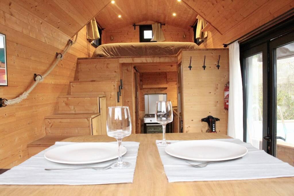 Myinsolite - Tiny-House, Jacuzzi, Brasero, Piscine 에그모르트 외부 사진